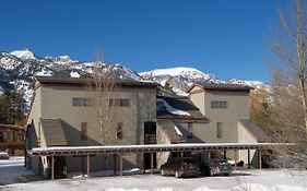 Jhrl - Mtn Alder 824, A Cozy 2 Bedroom Condominium Located In The Aspens
